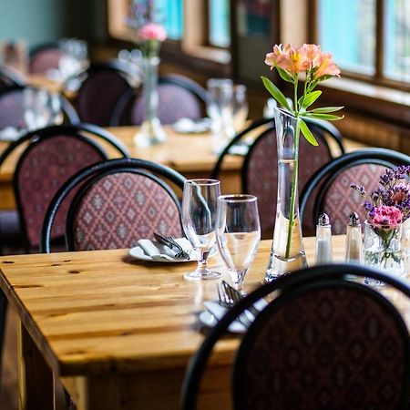 Byrnes Wine Dine Stay Ennistimon Dış mekan fotoğraf