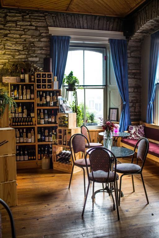 Byrnes Wine Dine Stay Ennistimon Dış mekan fotoğraf