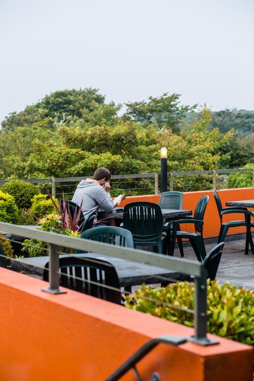 Byrnes Wine Dine Stay Ennistimon Dış mekan fotoğraf
