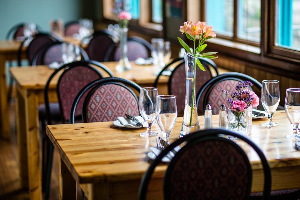 Byrnes Wine Dine Stay Ennistimon Dış mekan fotoğraf